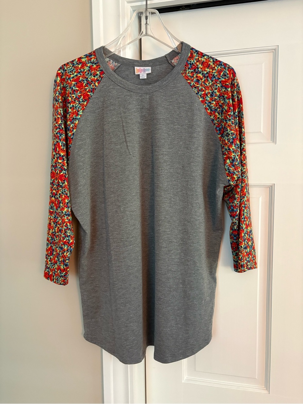 LuLaRoe Gray Raglan Top with Red Multicolor Floral Sleeves